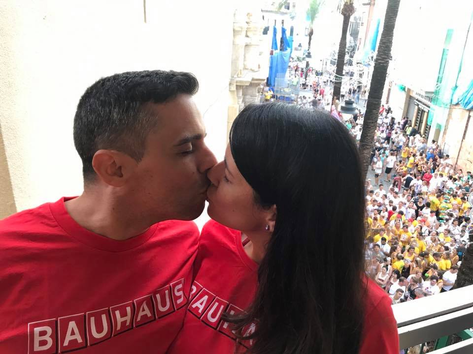 BAUHAUS LA TOMATINA Campaña Marketing Digital Ganadores Beso